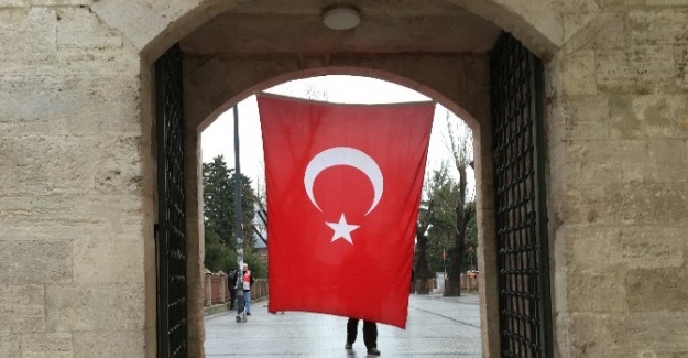 Fatih Camii'nde Beşiktaş şehitleri için Mevlid okutuldu