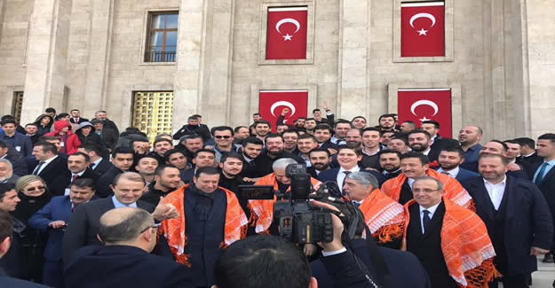 AK Gençler “Evet” İçin Yollarda