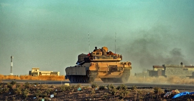 Irak Ordusu'ndan Musul Havalimanına operasyon
