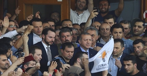 Cumhurbaşkanı'nın darbe gecesi kritik anları