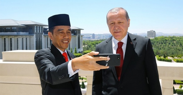 Endonezya Cumhurbaşkanı, Erdoğan ile canlı yayın yaptı