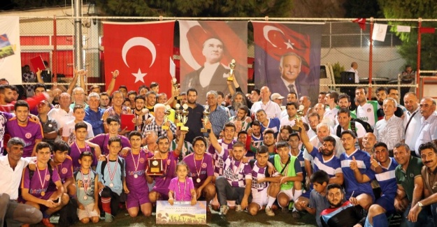 Bayraklı'da dernekler futbol turnuvasında buluşacak