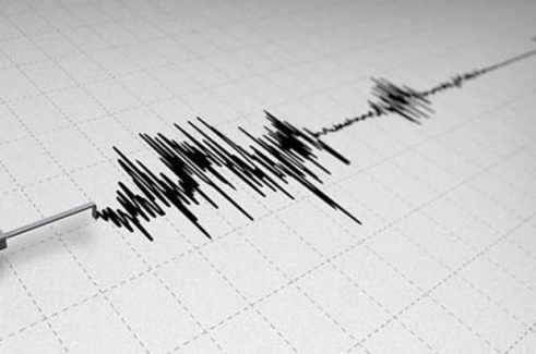 Ege Denizi'nde 4 büyüklüğünde deprem