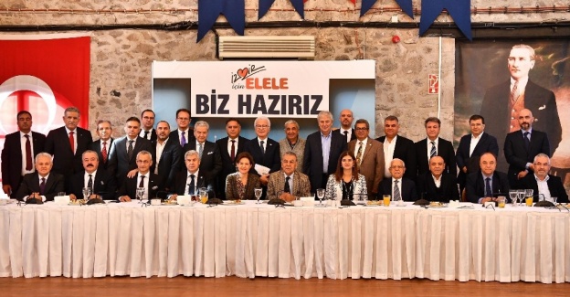AK Parti İzmir milletvekillerinden ortak yerli otomobil açıklaması