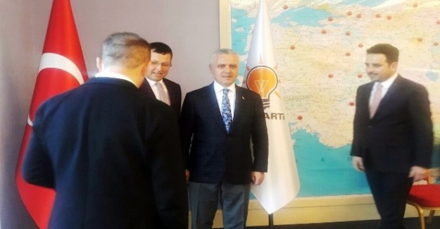 İzmir AK Parti’de 6 ilçenin daha başkanı netleşti