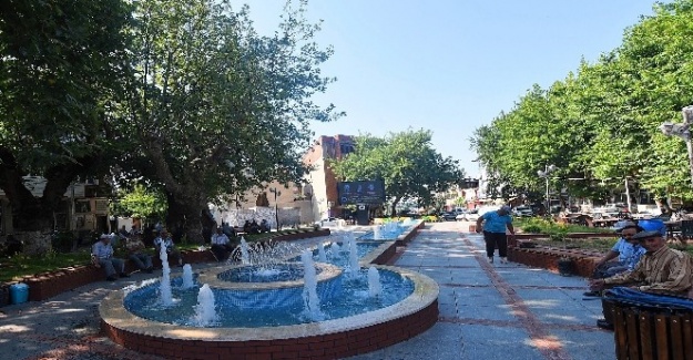 Kemalpaşa’da mahalleler meydanları ile anılıyor