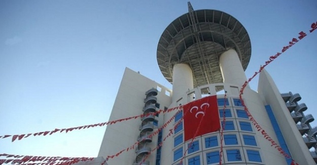 MHP Genel Merkezi önünde silah sesi