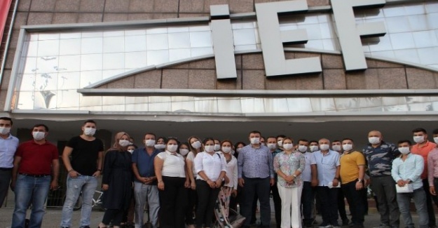 İzmir'deki ağır kokuya AK Parti'den maskeli tepki