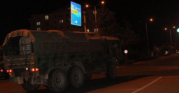 Kilis'e askeri sevkıyat sürüyor