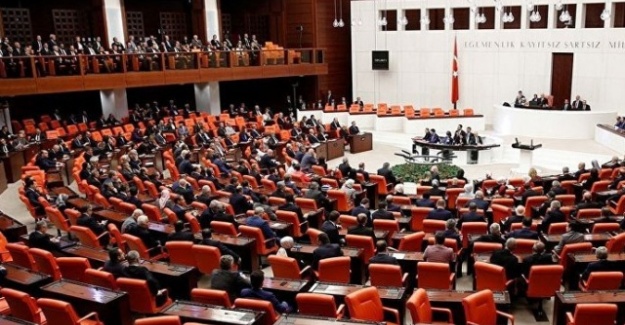 Emeklilikte yaşa takılanlar dikkat! Meclis'ten ilk adım geldi