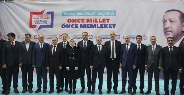 AK Parti Bingöl'de başkan adaylarını tanıttı