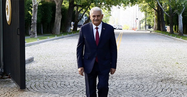 Binali Yıldırım'dan seçim vaadi: 'Mahalle maçları geri geliyor'