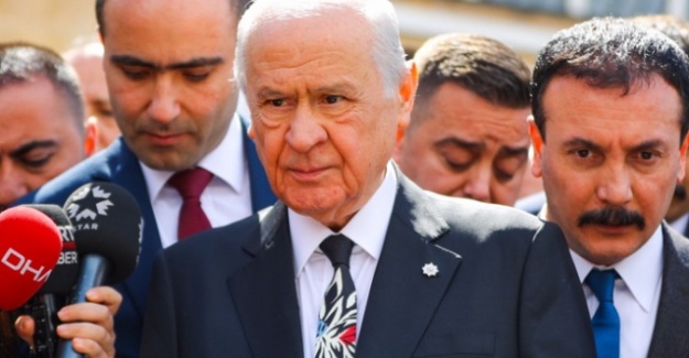 Devlet Bahçeli, sandık sonuçlarını parti genel merkezinde takip ediyor