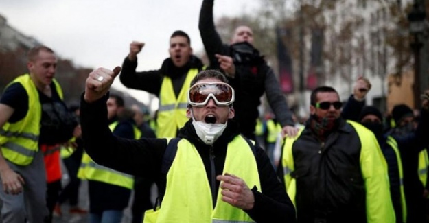Sarı Yeleklilere Champs-Elysees'de protesto yasağı