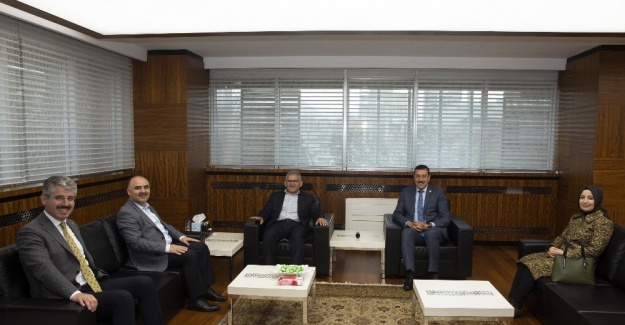 Bakan’dan Başkan’a tebrik