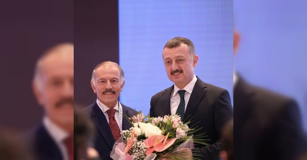 Marmara Belediyeler Birliği'nin Başkanı Tahir Büyükakın oldu