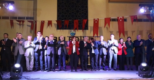 Özlem Çerçioğlu, Yenipazar'da seçim zaferini kutladı