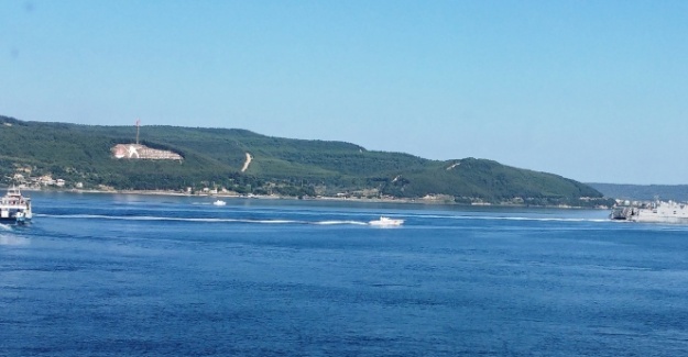 ABD Savaş Gemisi 'USNS Yuma', Çanakkale Boğazı'ndan geçti