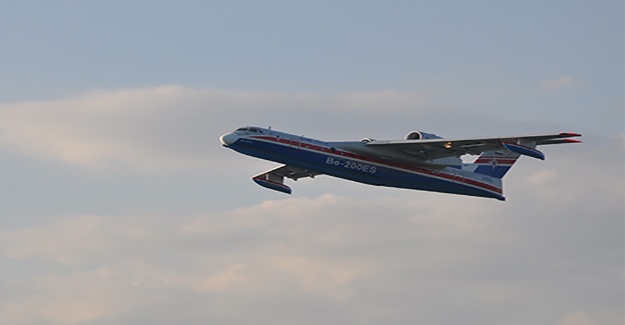 Rusya'dan alınması planlanan yangın söndürme uçağı test edildi