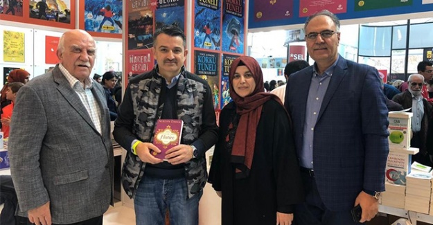 Bakan Pakdemirli, Ankara Kitap Fuarı'nı ziyaret etti