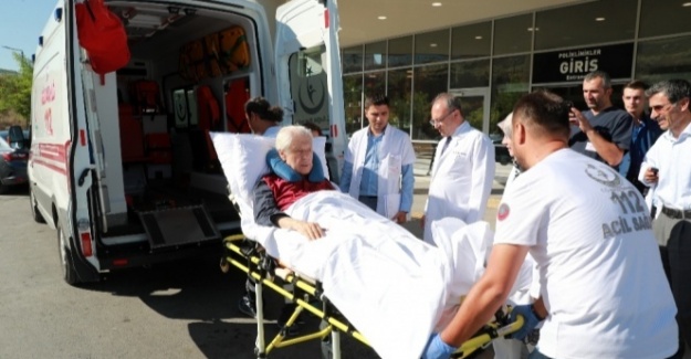 Yazar Nuri Pakdil hayatını kaybetti