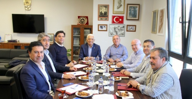 CHP'li Belediye Başkanları Datça'da buluştu