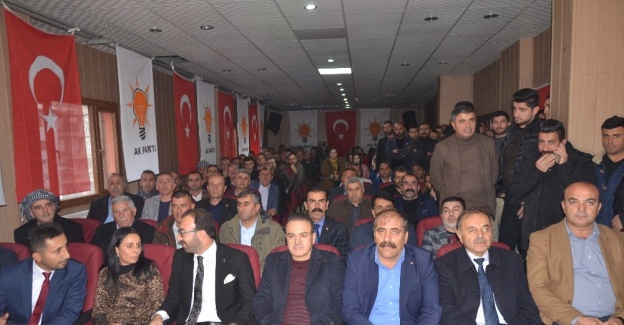 AK Parti’nin delege seçimine yoğun katılım