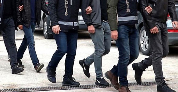 FETÖ şüphelisi 22 kişiden 4’ü tutuklandı