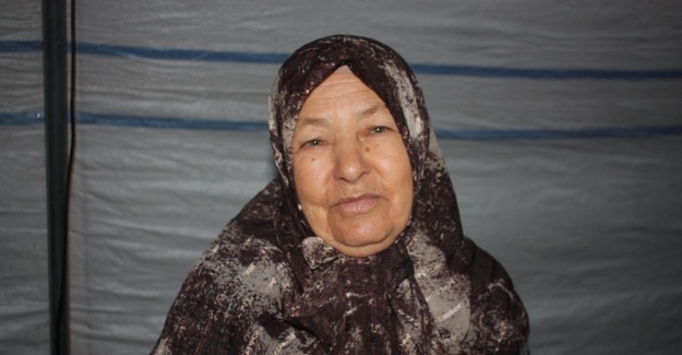 HDP önünde evlat nöbeti tutan ailelere bir destek de 72 yaşındaki Fatma nineden