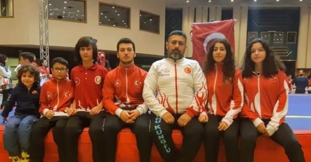 Yunusemreli wushucular Antalya'dan madalyalarla döndü