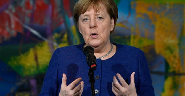 Merkel'den Türkçe alt yazılı korona virüsü mesajı