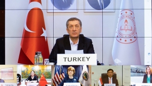 Bakan Selçuk, Türkiye'nin Kovid-19 tecrübelerini G20 ülkelerine anlattı