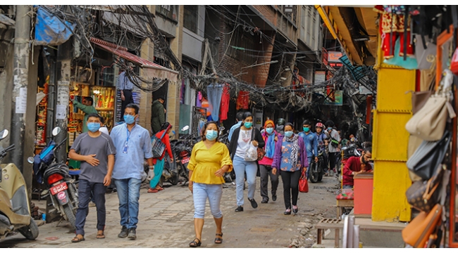 Nepal'de karantina uygulaması hafifletildi, vaka sayısı artışa geçti