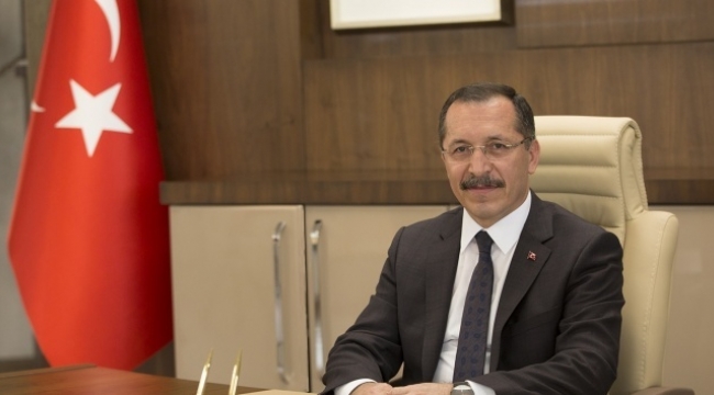 YÖK, Pamukkale Üniversitesi Rektörü Hüseyin Bağ'ın görevinden uzaklaştırıldığını bildirdi