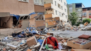 'Pes' artık... Depremden sonra hırsızlık için İzmir'e gitmişler! Yakalandılar
