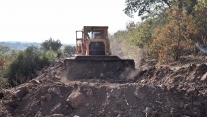 Yunusemre'den Bostanlar Mahallesi'nde 25 Km'lik yol çalışması