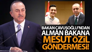 Bakan Çavuşoğlu'ndan Alman Bakana Özil göndermesi