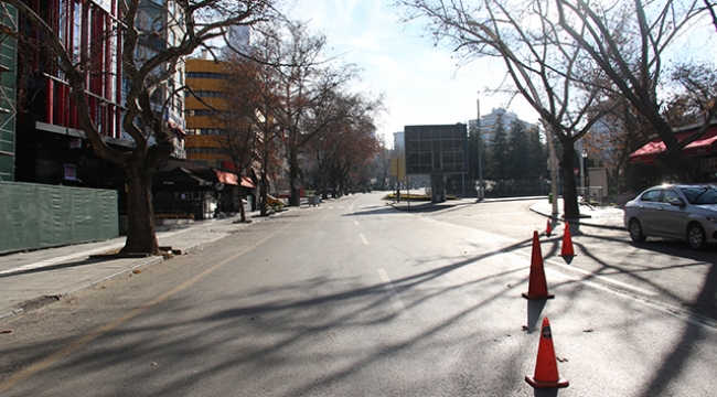 Başkent sokakları yeni yılın ilk gününde ıssız kaldı