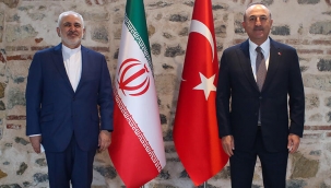 Dışişleri Bakanı Çavuşoğlu, İranlı mevkidaşı Zarif'le bir araya geldi