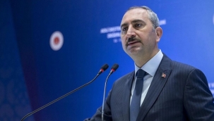 Bakan Gül'den emekli amirallerin bildirisine tepki