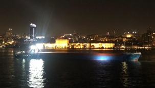 Yük gemisi İstanbul Boğazı'nda makine arızası yaptı