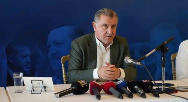 Bakan Bak: "Yurtlara başvuruların yüzde 91'ini yerleştirdik"