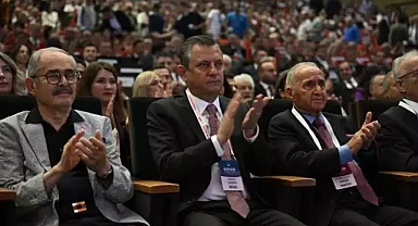 CHP'de tüzük değişikliği kabul edildi