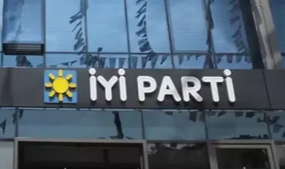 İYİ Parti'de istifalar sürüyor