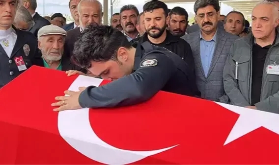 Şehit polise eşinden kahreden veda