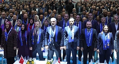 AK Parti İstanbul'da kongre maratonu başladı