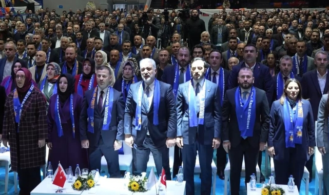 AK Parti İstanbul'da kongre maratonu başladı