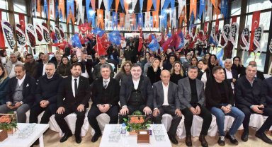 AK Parti İzmir İl Başkanı Saygılı'dan İzmir Büyükşehir'e 'kredi' cevabı