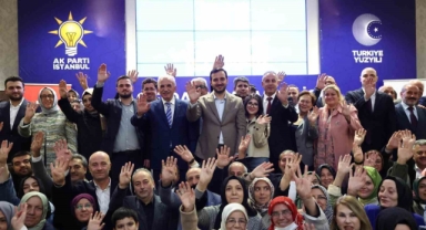 AK Parti İstanbul sahaya iniyor