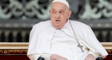 Papa Francis Hayatını Kaybetti